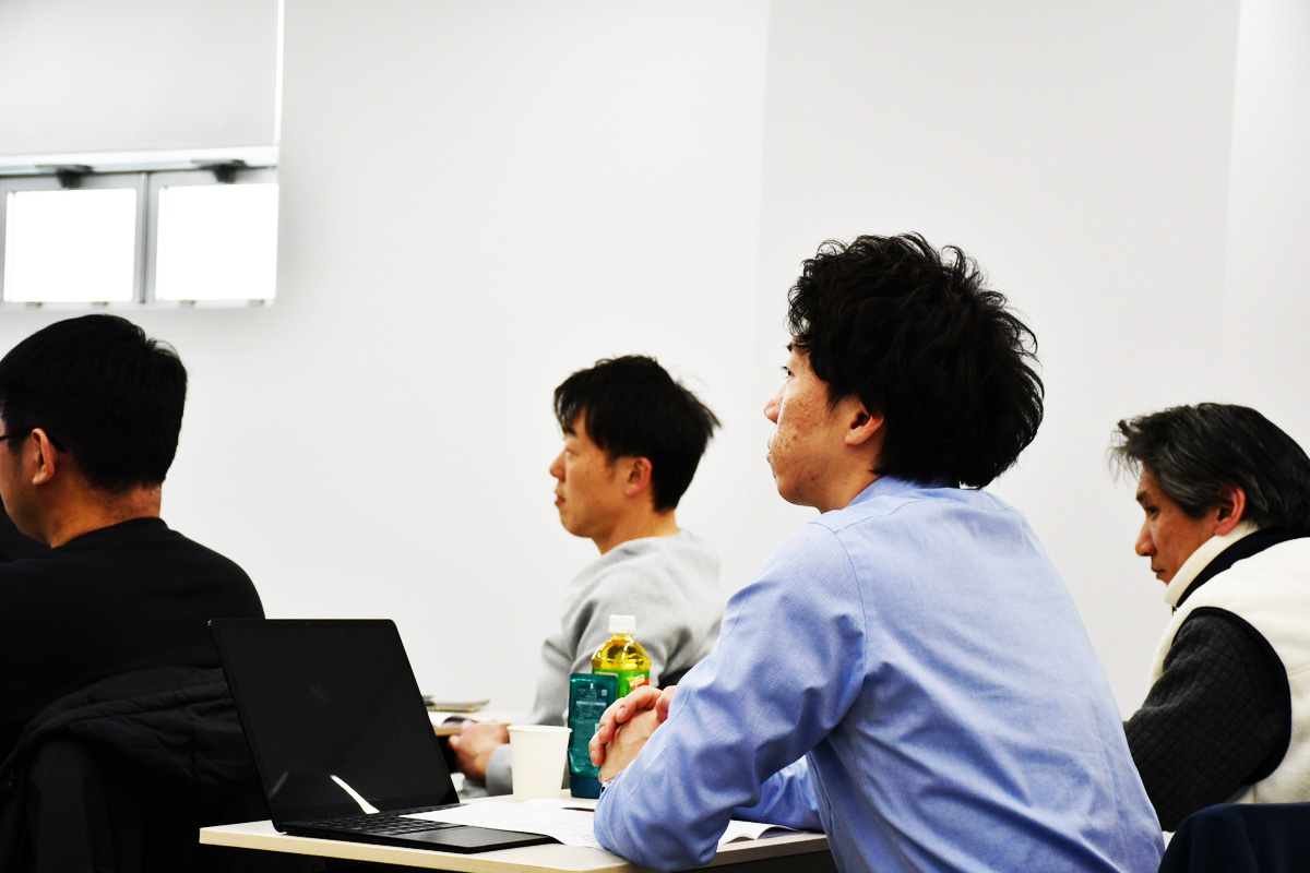 外部専門家を招聘しての研修